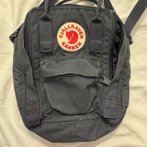 Fjällräven Kånken Charcoal Backpack